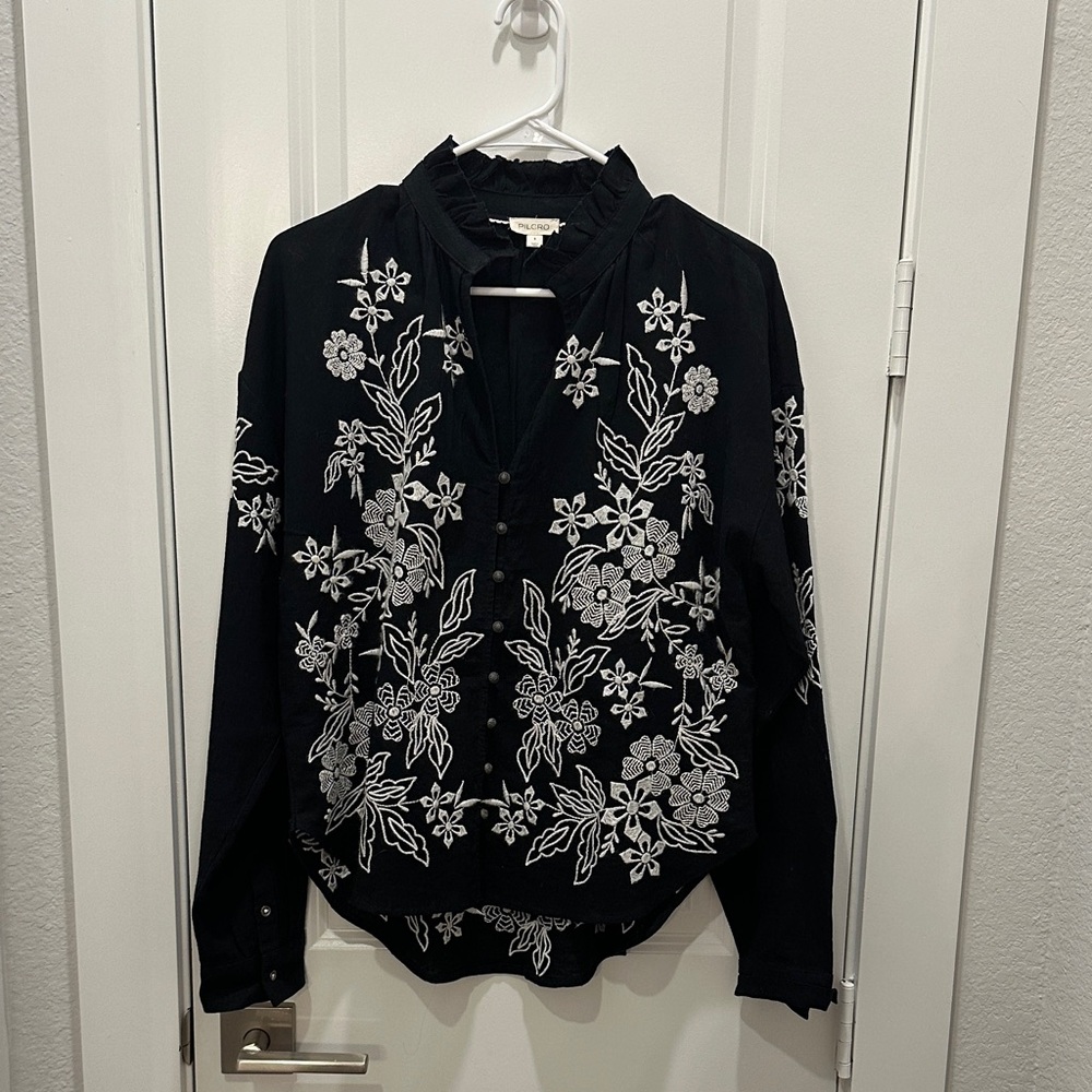 Pilcro Black Blouse with White Floral Embroidery
